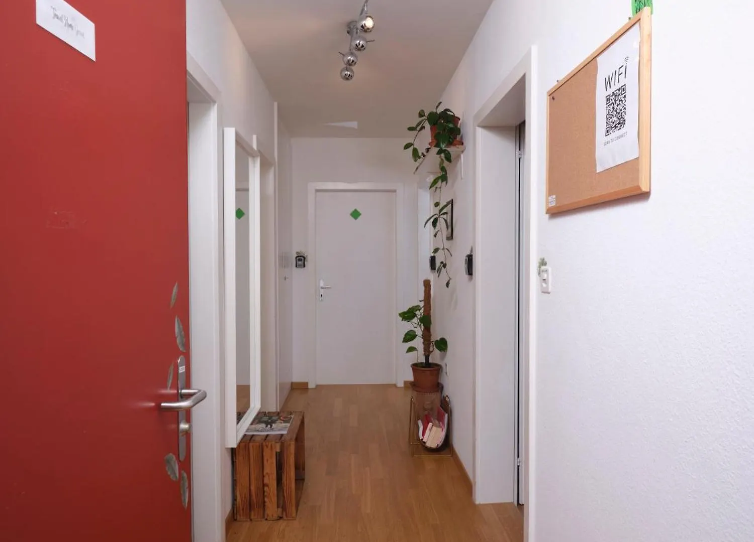 Doppelzimmer In Der Naehe Des Stadions Basel Pansiyon